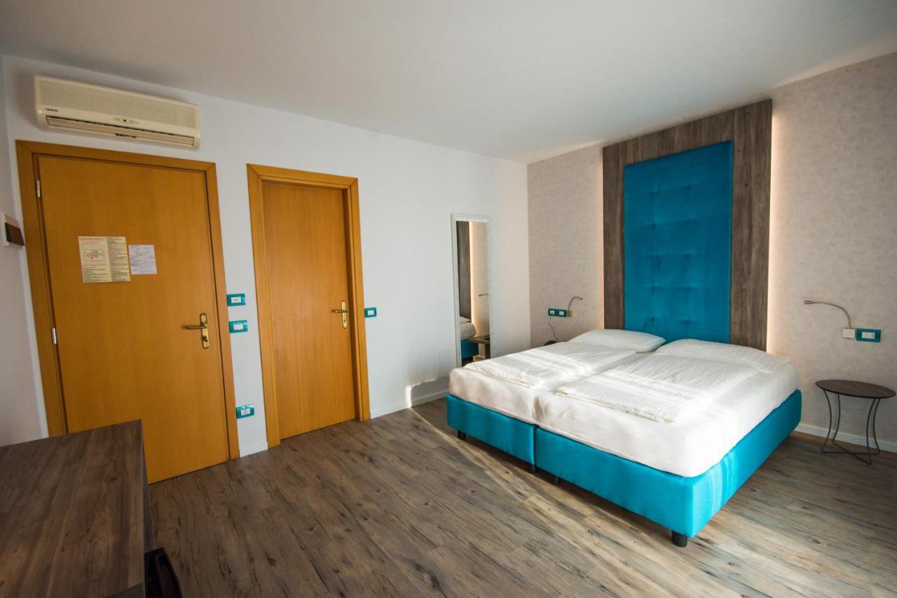 Hotel Eden Torri Del Benaco Exteriér fotografie